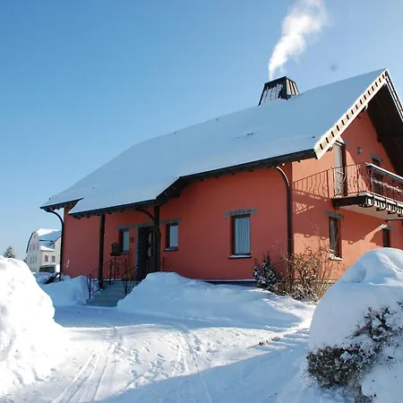 Апартаменты Gemuetliche Im Schoenen Erzgebirge - Fruehling